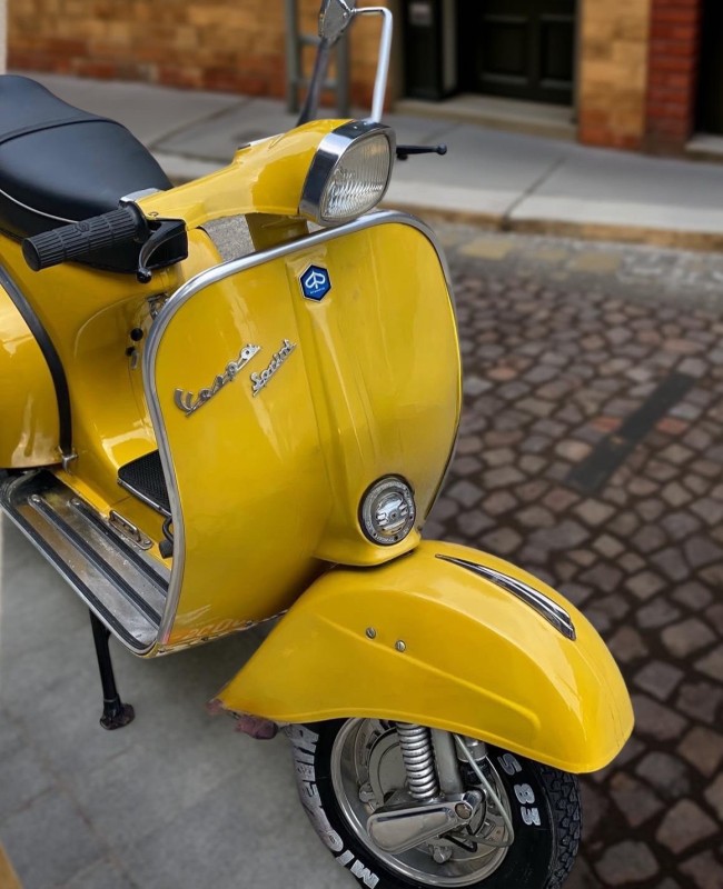 vespa sprint 1969 , restauration complète, carte grise collection, proche de Grenoble 