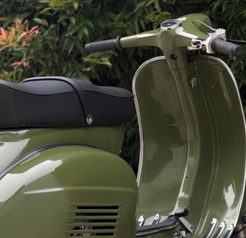 ???? Vespa Sprint 150 personnalisée – restauration complète, carte grise collection, luberon , Provence 