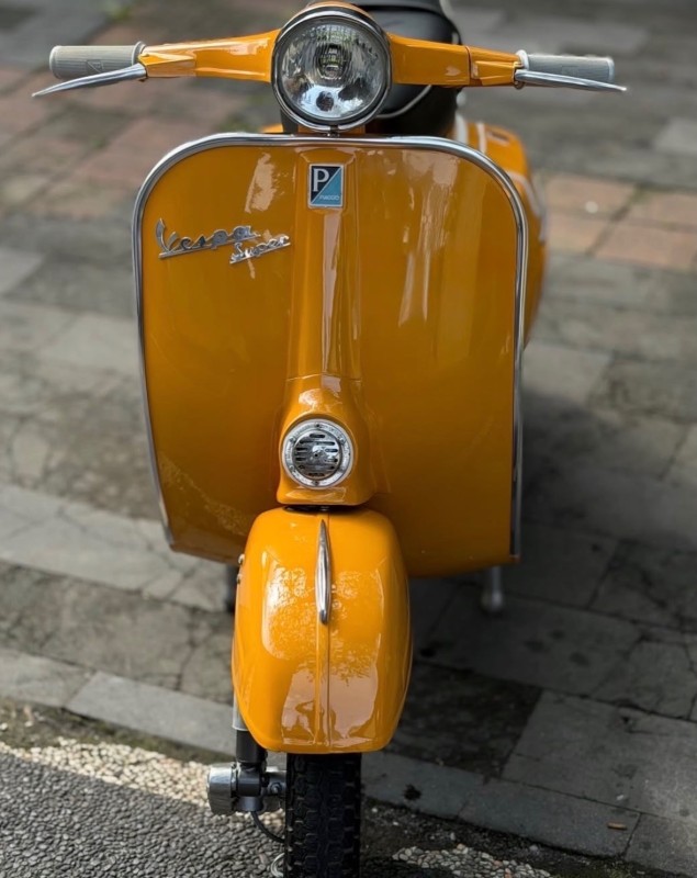 Vespa Super 1967 : l’icône intemporelle du scooter vintage italien, proche de bordeaux, carte grise collection 