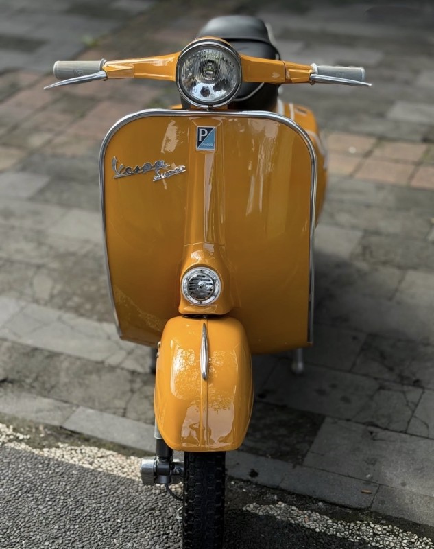 Vespa Super 1967 : l’icône intemporelle du scooter vintage italien, proche de bordeaux, carte grise collection 