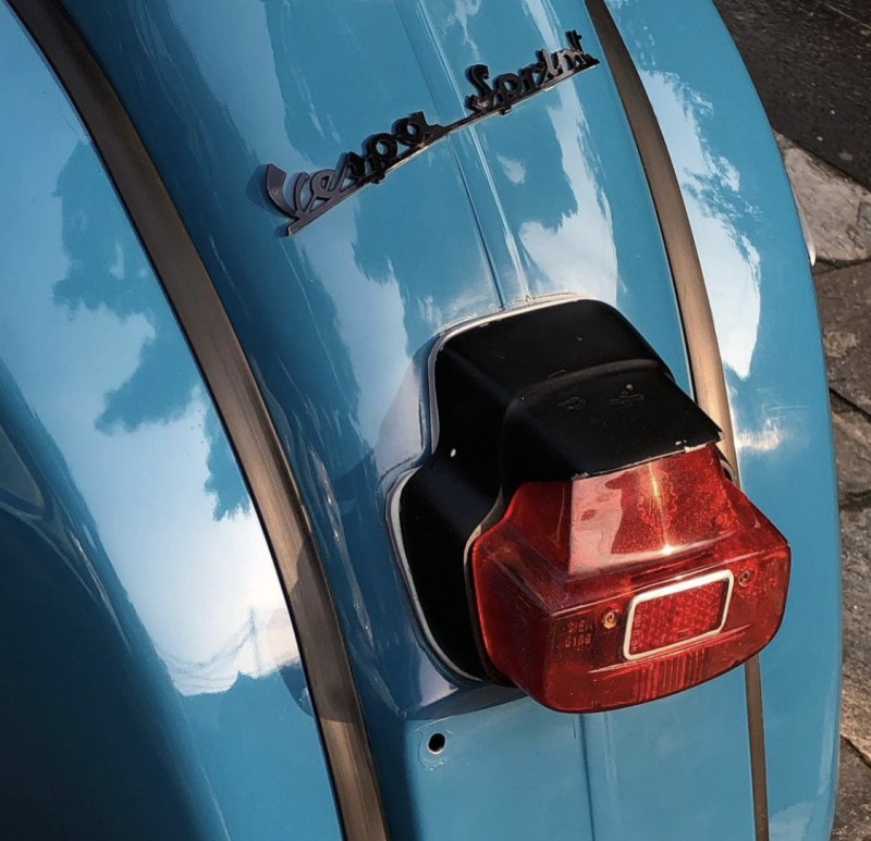 vente de vespa sprint 150 .1966 . carte grise française collection 