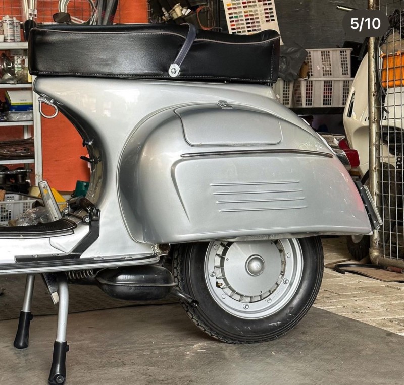 vespa sprint 125 ,1970 , entièrement restaurée, carte grise française collection. proche de Monaco 