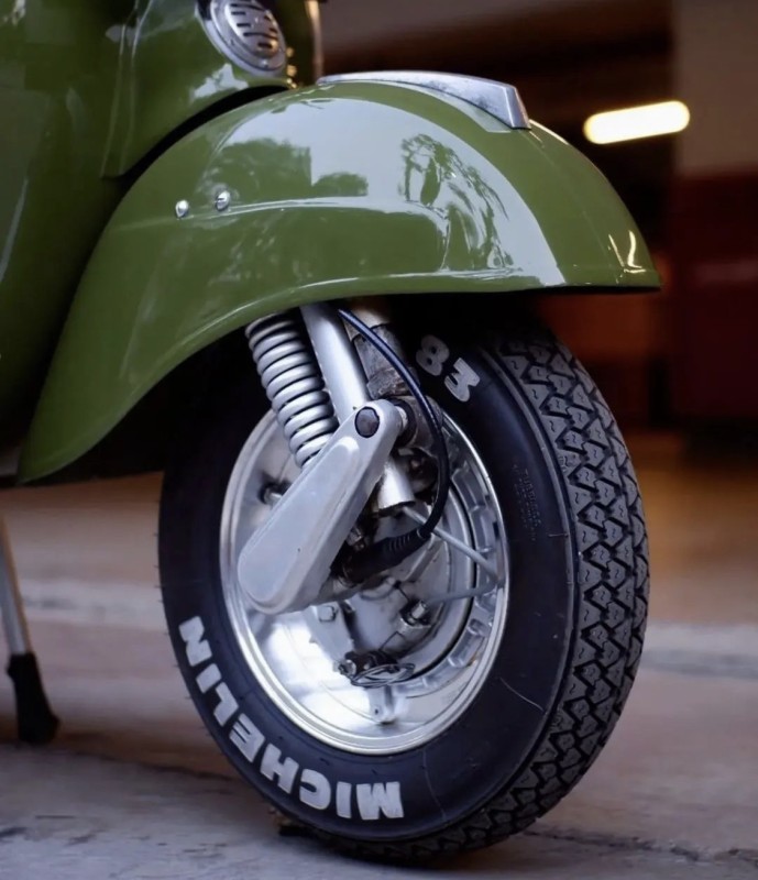 vespa type sprint entièrement restauré. Proche de paris 