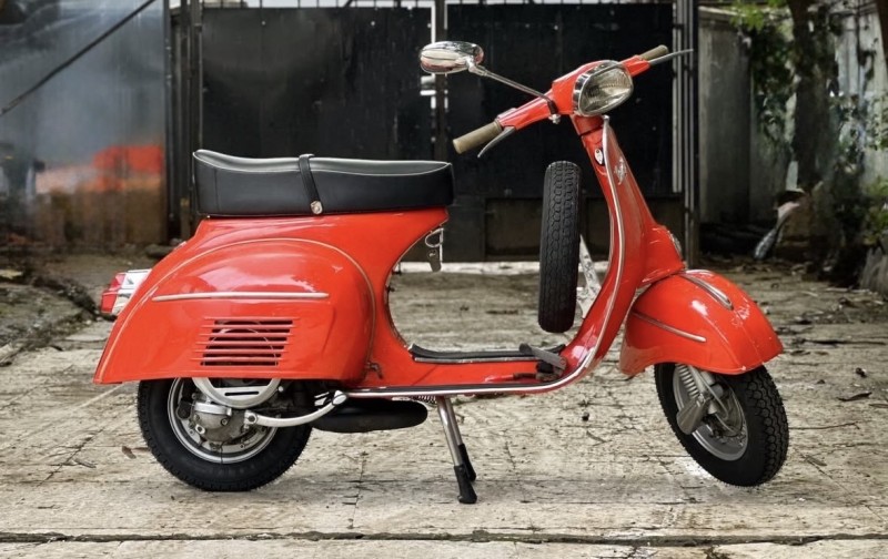 La Restauration de la Vespa Sprint 1970 : L’Art de Faire Revivre une Icône Italienne
carte grise de collection, proche d Antibes 