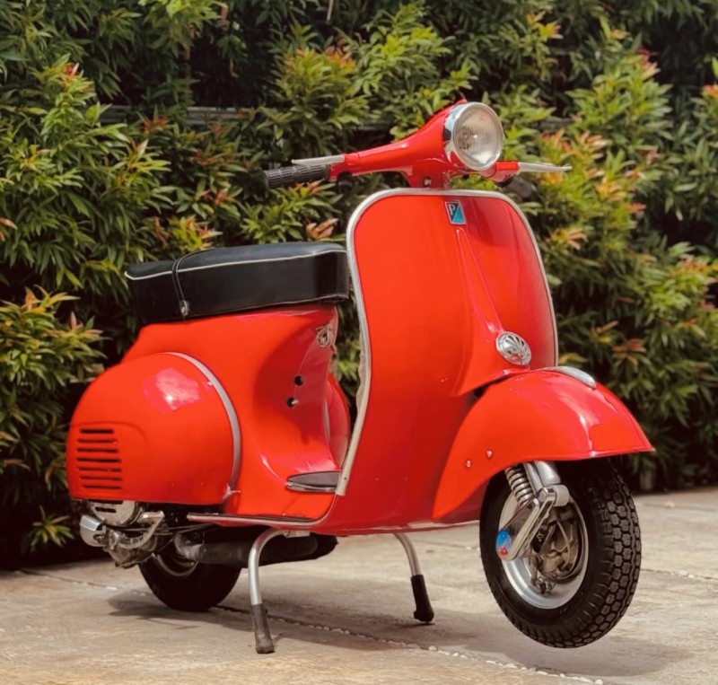 vespa VBA 1959 , entièrement restaurée, carte grise collection, proche de Grenoble 