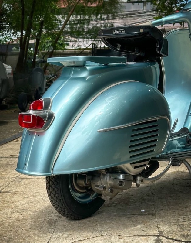 VBB1 de 1962 ,entièrement restaurée, carte grise française de collection proche de La Rochelle