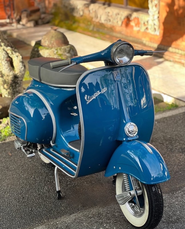 vespa VNB 1963, restaurée complètement, certifiée collection, carte grise de collection, proche Paris
