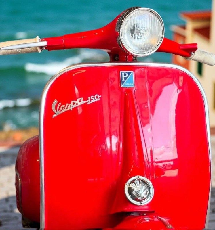 Prenez la route avec style – en Vespa vintage ! Vespa VBB ,restauration complète, carte grise collection proche de St Tropez