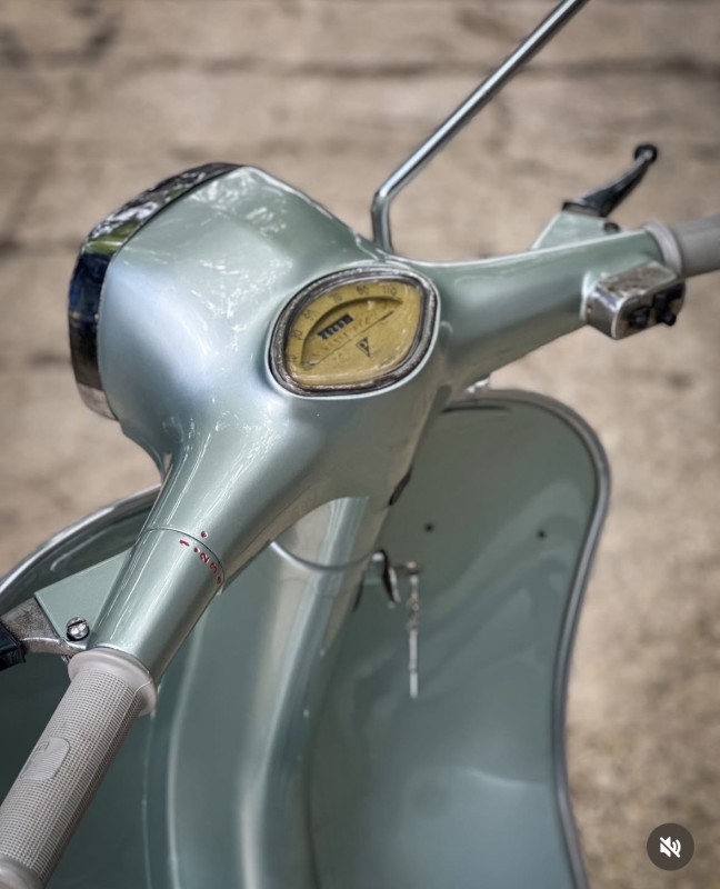 ???? Vespa Type S : l’icône intemporelle qui fait vibrer les passionnés de vintage, carte grise collection, Paris 